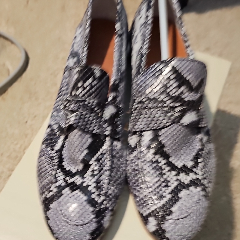 Gray and Black Snakeskin Loafers with Textured Finish